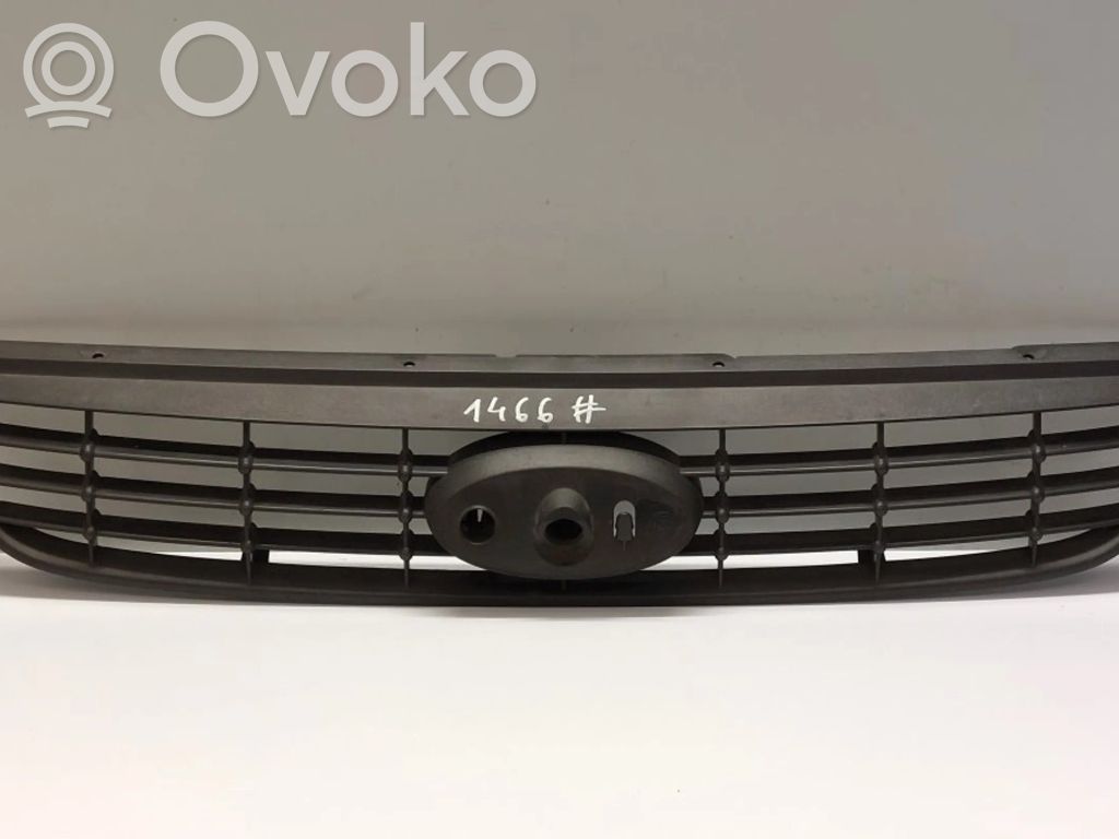 Ford Focus Grotelės priekinės 