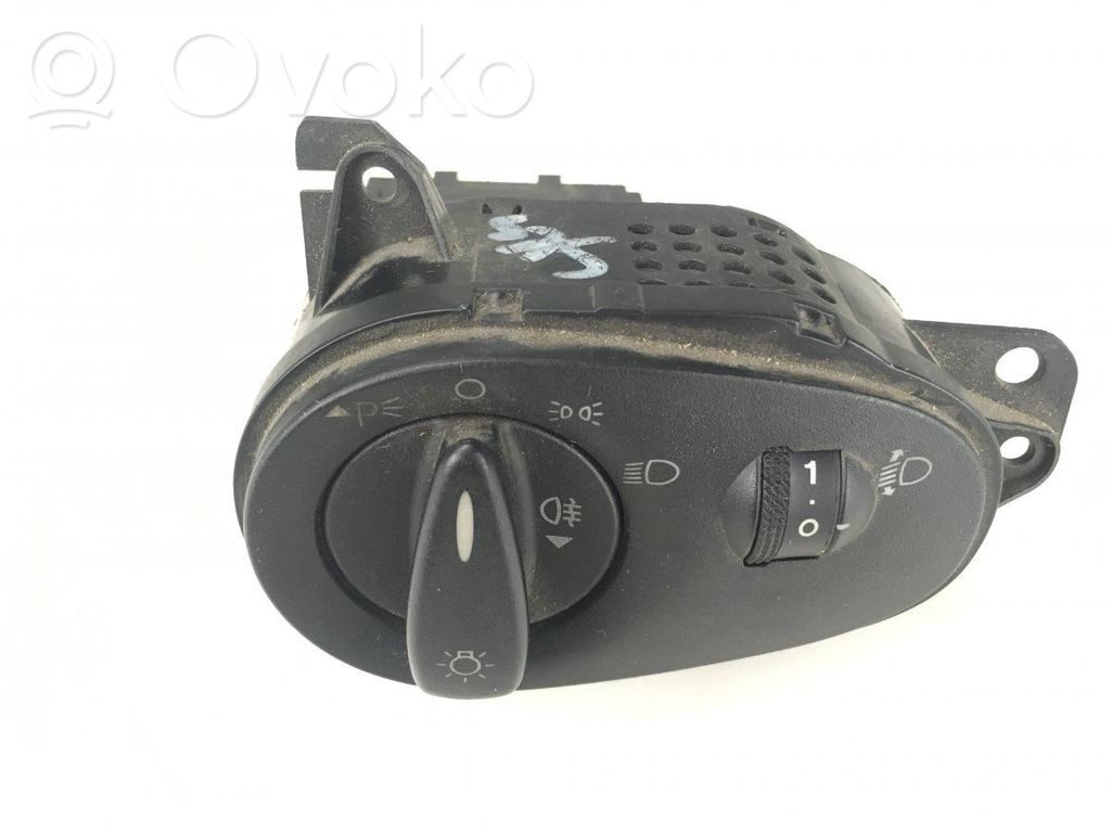 Ford Focus Light switch 