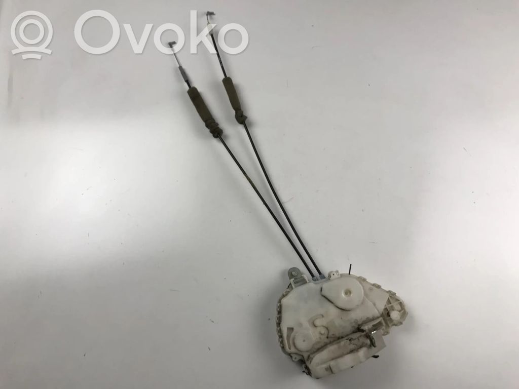 Etuoven lukko