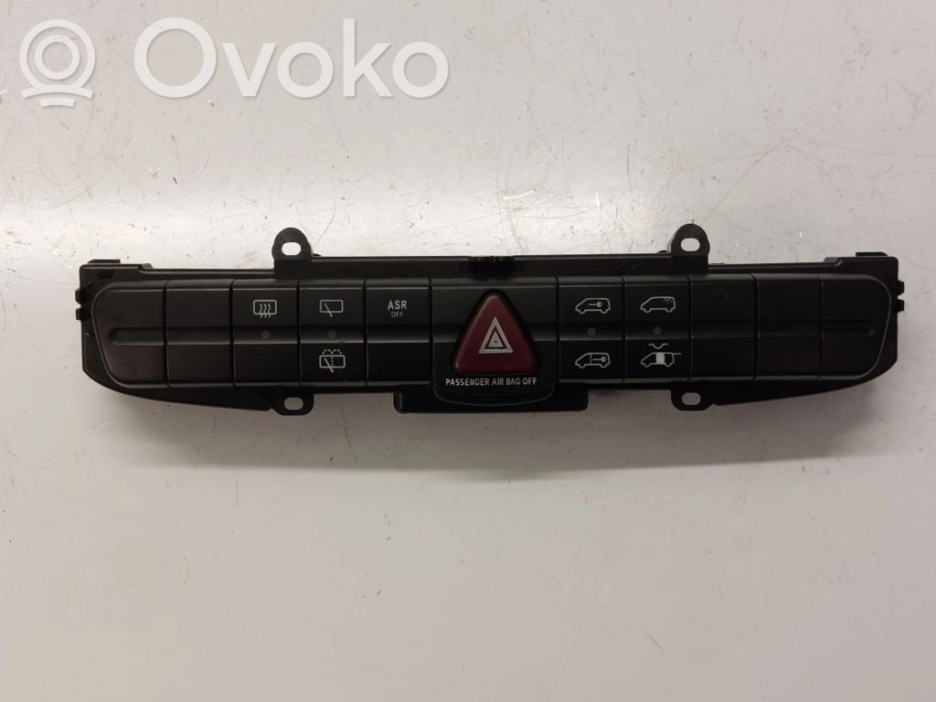 Mercedes-Benz Vito Viano W639 Przycisk alarmu 