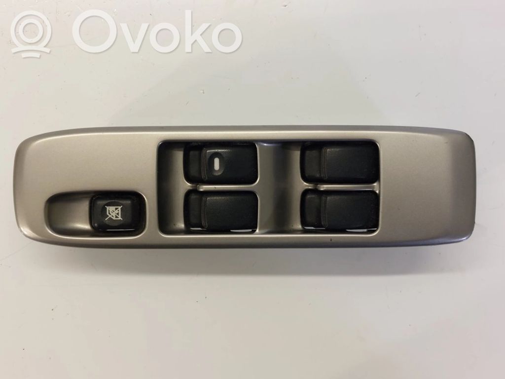 Mitsubishi Pajero Electric window control switch 