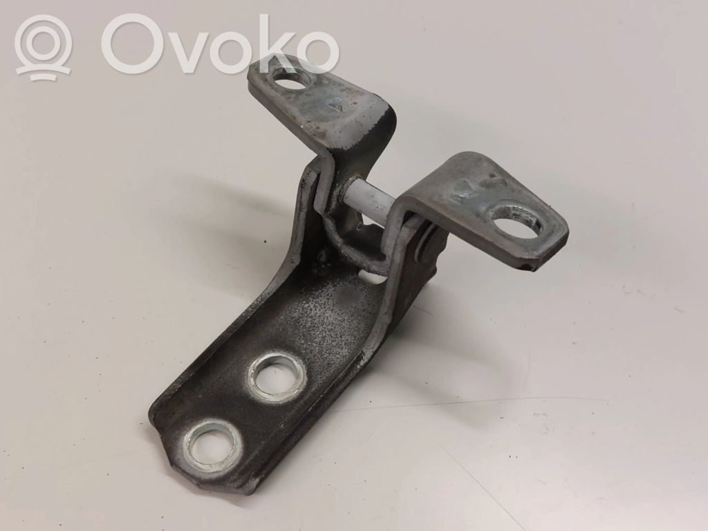 Mitsubishi Outlander Front door upper hinge 