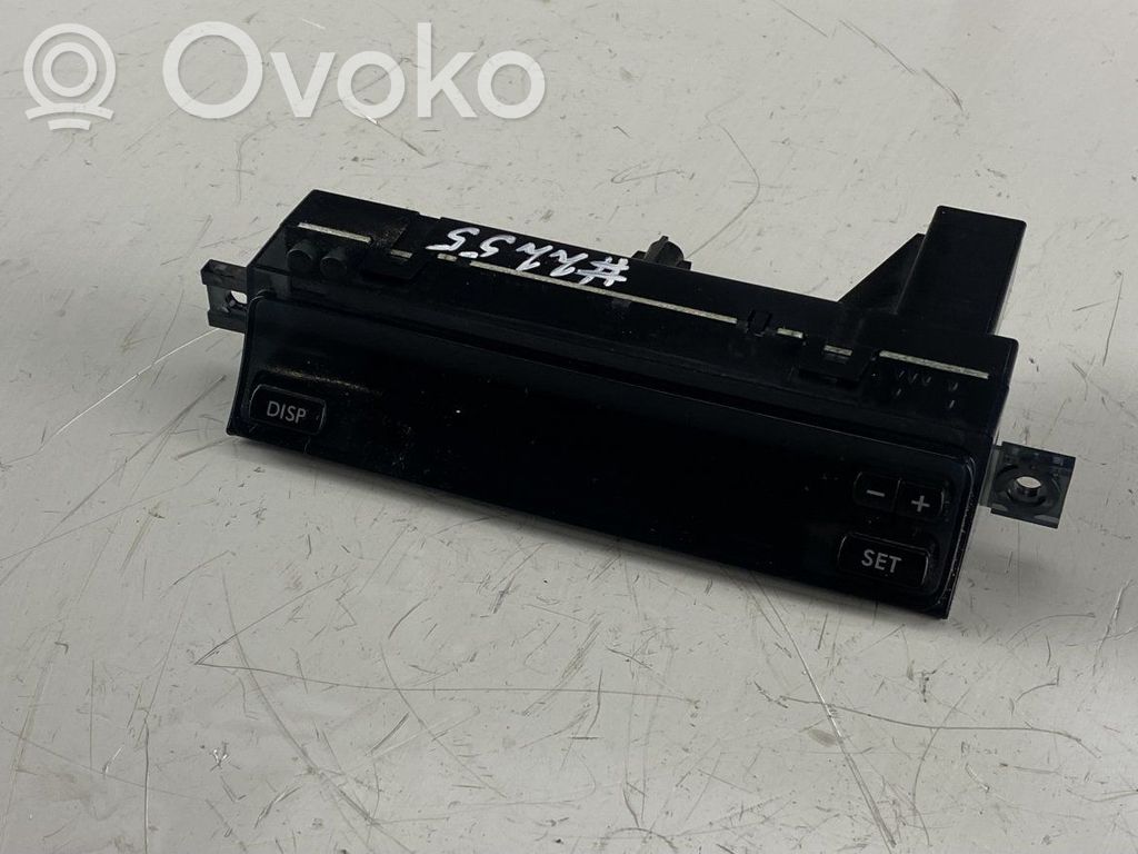 Subaru Legacy Clock 
