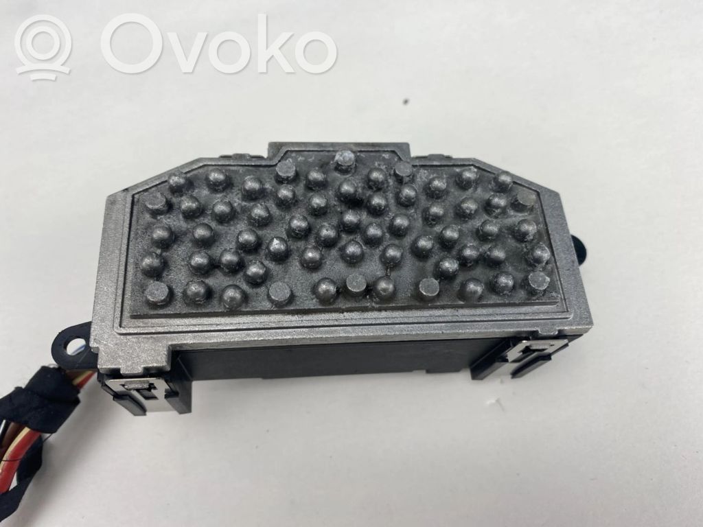 Volkswagen Touran II Rezystor / Opornik dmuchawy nawiewu 