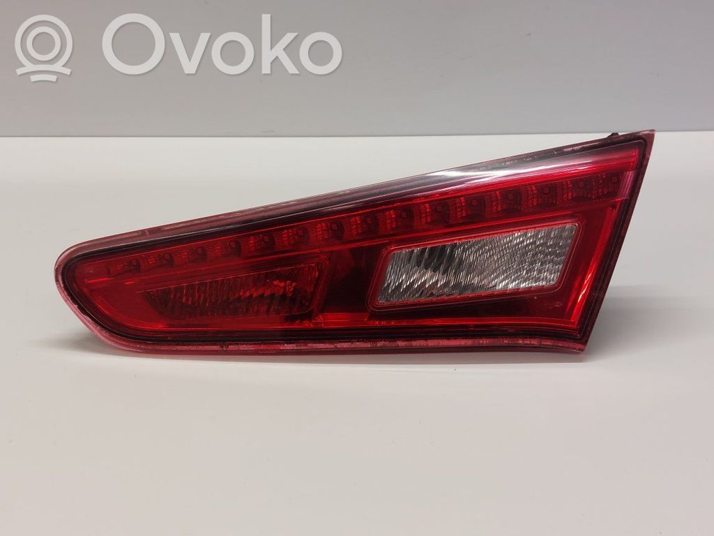 Alfa Romeo Giulietta Lampy tylnej klapy bagażnika 