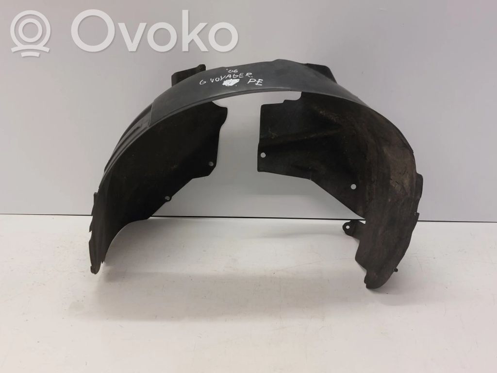 Chrysler Grand Voyager IV Nadkole przednie 