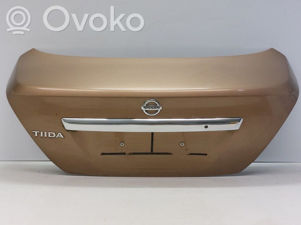 Tylna klapa bagażnika   H4300EM1MA,H4300EM1MA