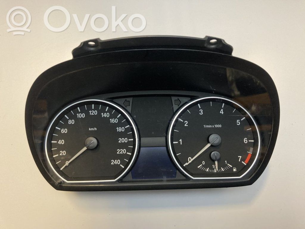 BMW 1 E81 E87 Spidometrs (instrumentu panelī) 