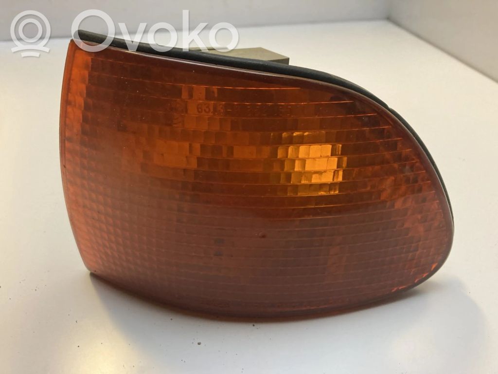 BMW 7 E38 Front indicator light 