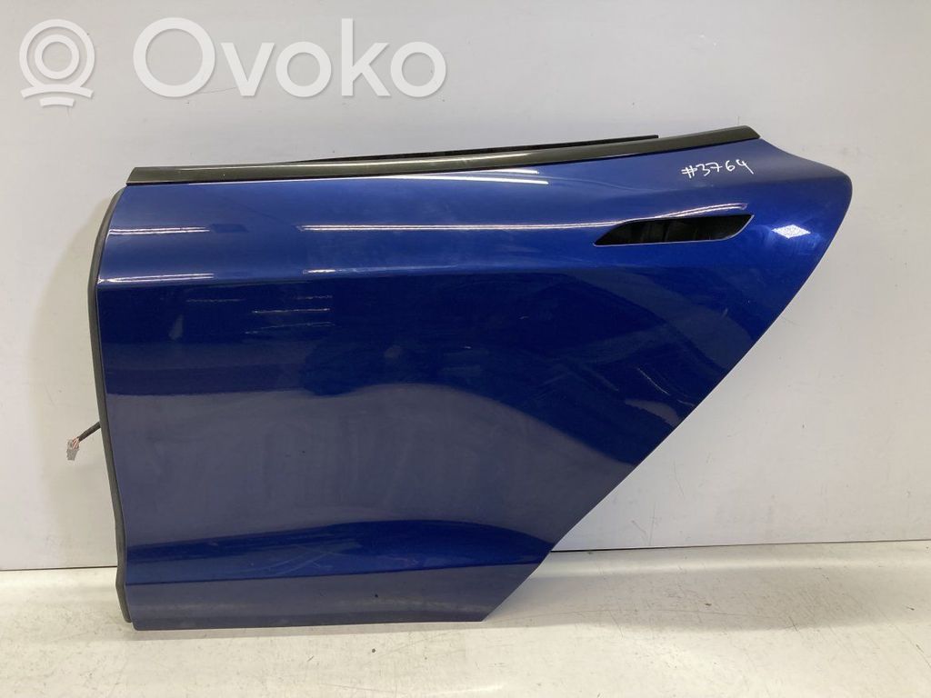 Tesla Model S Aizmugurējās durvis 