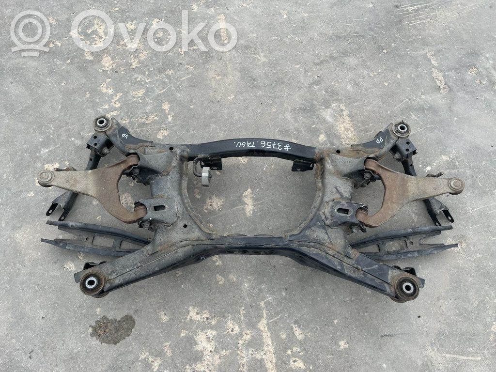 Subaru Legacy Taka-akselin palkki 