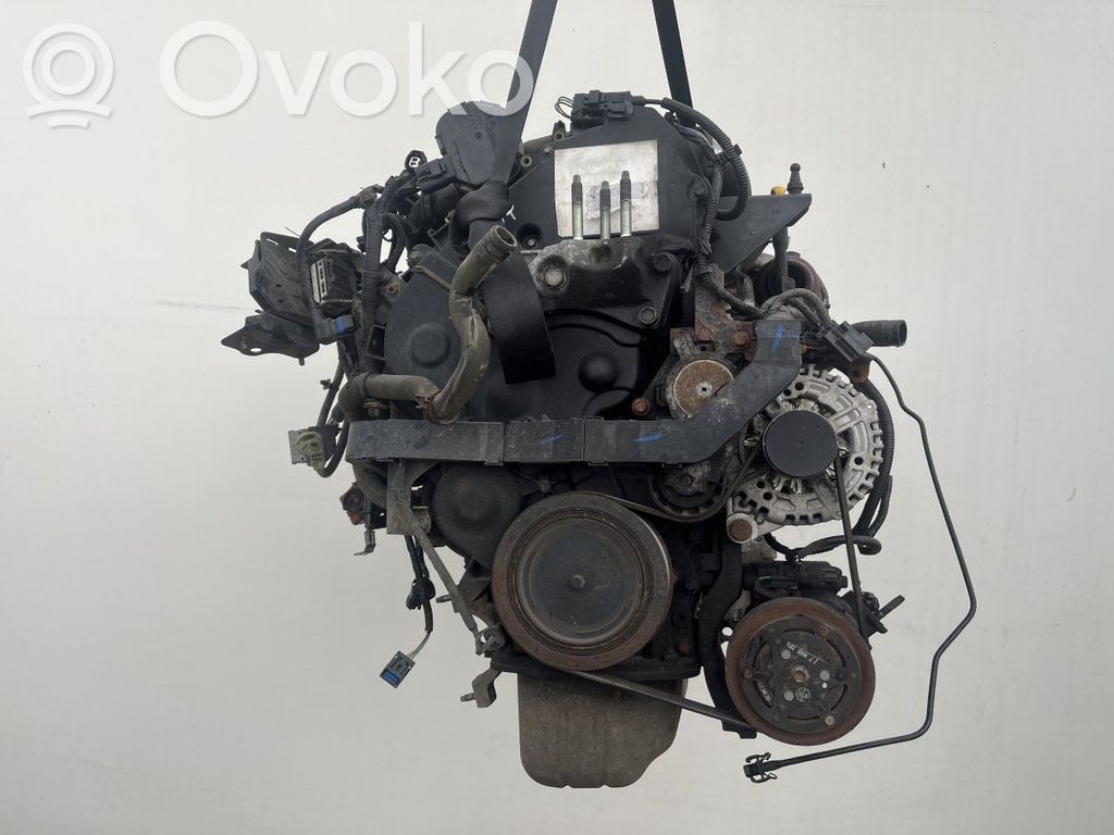 Двигатель   UGCB,UGCB,AV209B325AC,STX100375