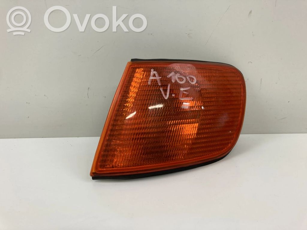 Audi 100 S4 C4 Etusuuntavilkku 