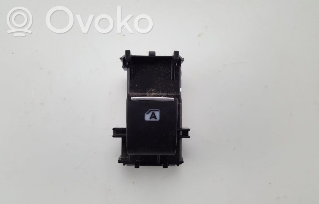 Toyota C-HR I Electric window control switch 