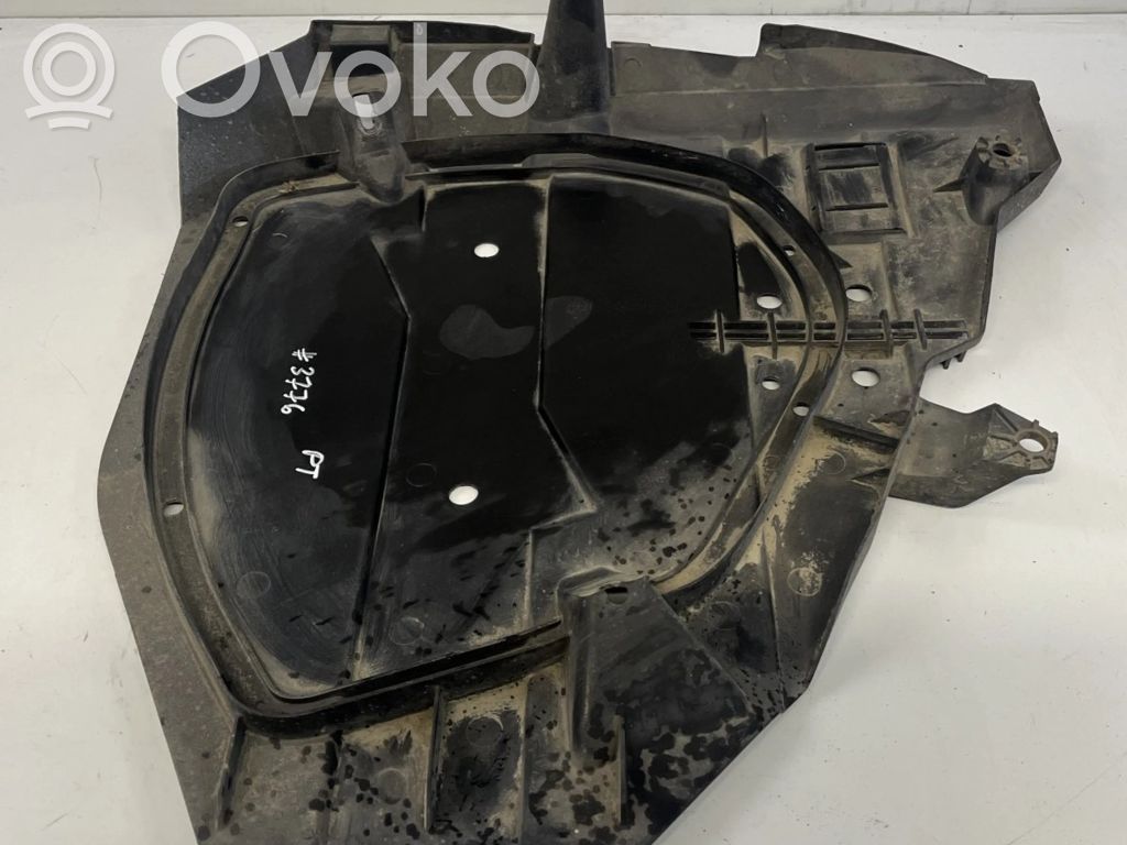 Subaru Levorg Osłona boczna podwozia 