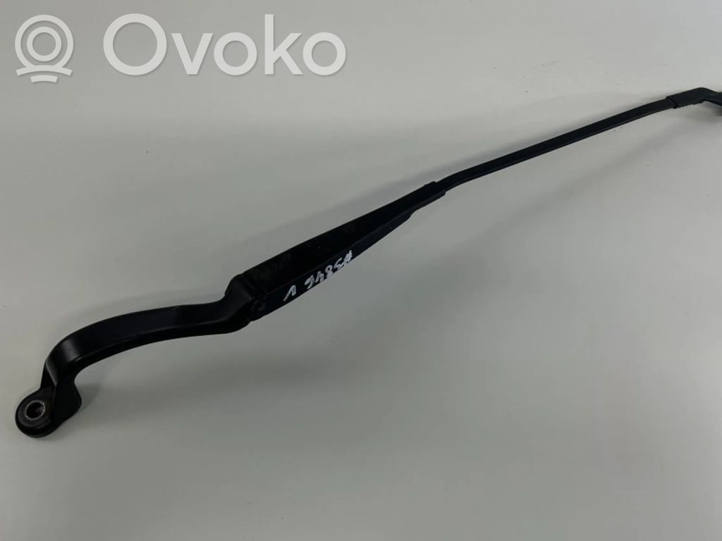 Ford Galaxy Front wiper blade arm 