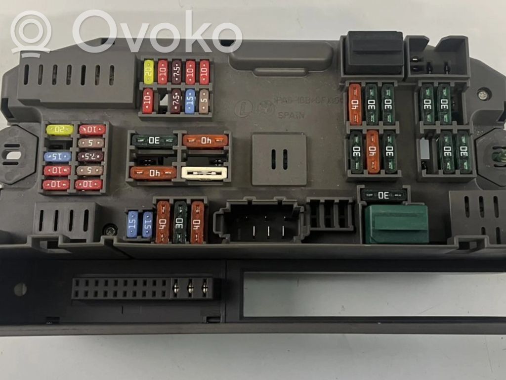 BMW X6 E71 Fuse box set 