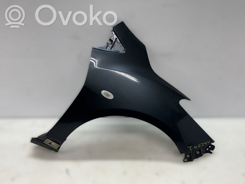 Mazda 2 Крыло 