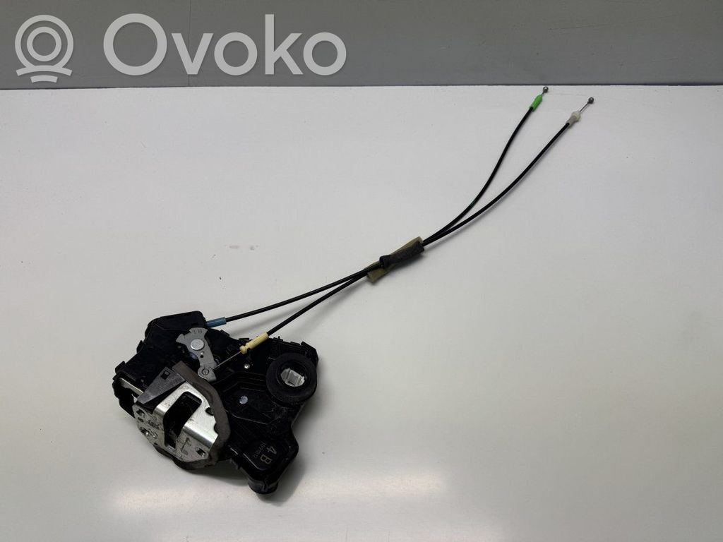 Toyota RAV 4 (XA40) Zamek drzwi przednich 