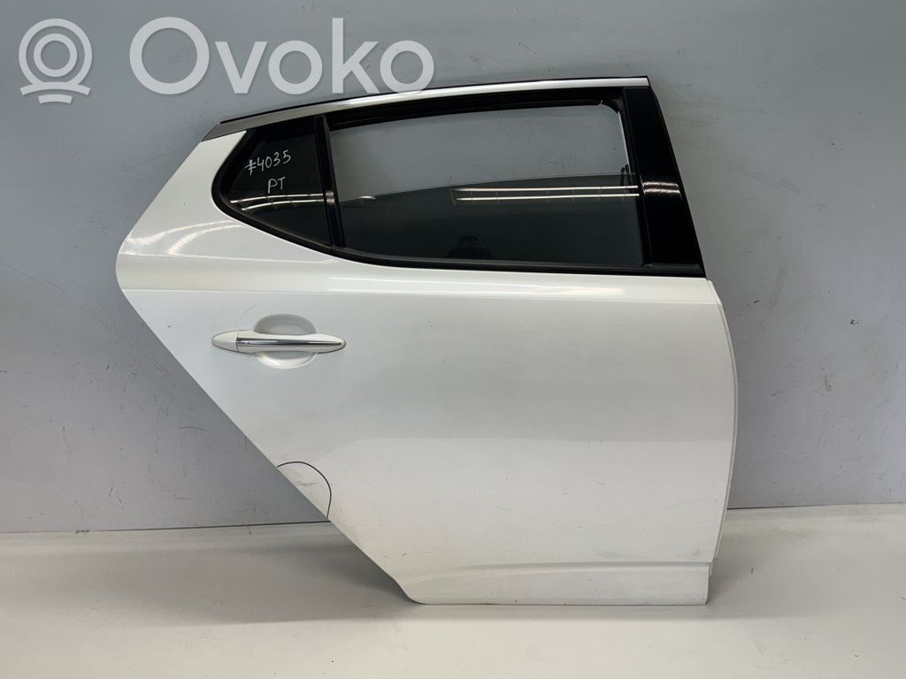 KIA Optima Puerta trasera 