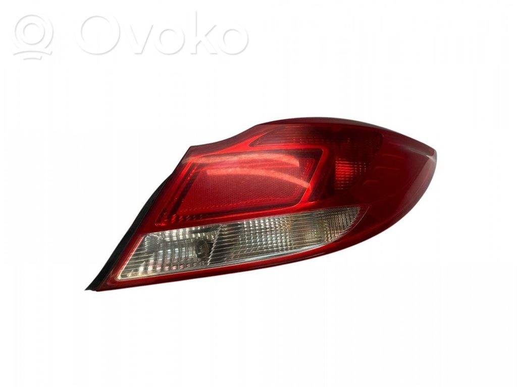 Opel Insignia A Aizmugurējais lukturis virsbūvē 