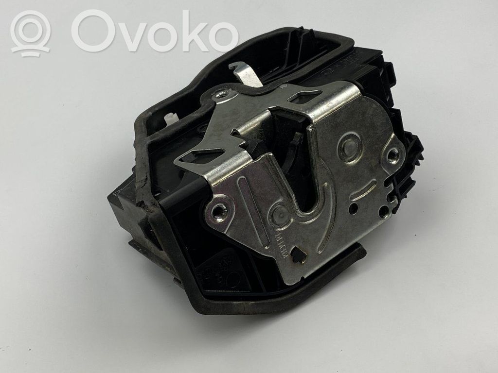 BMW 5 F10 F11 Etuoven lukko 