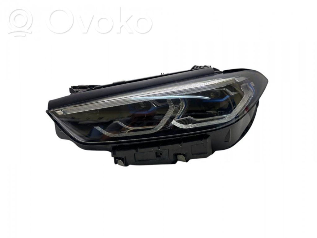 BMW 8 G14 Lampa przednia 