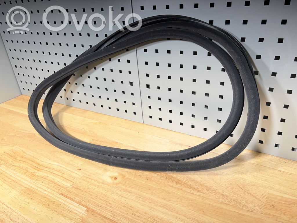 Front door rubber seal