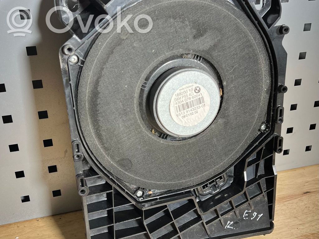 Altavoz subwoofer   9143233,6513914323301,18820010,430407860041