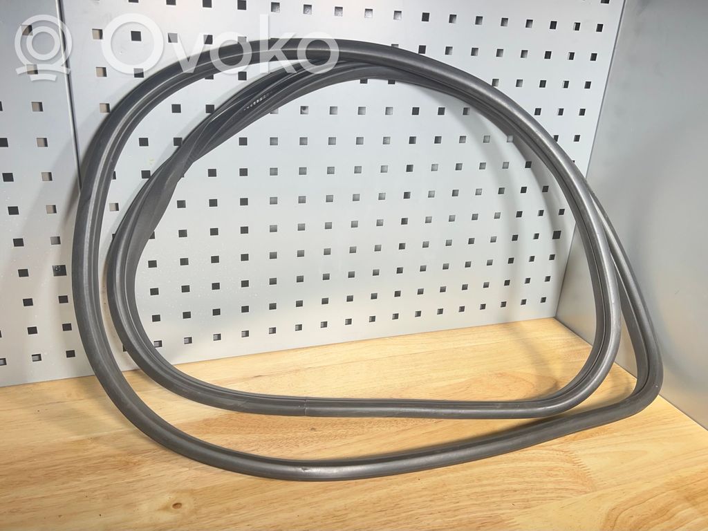 Front door rubber seal