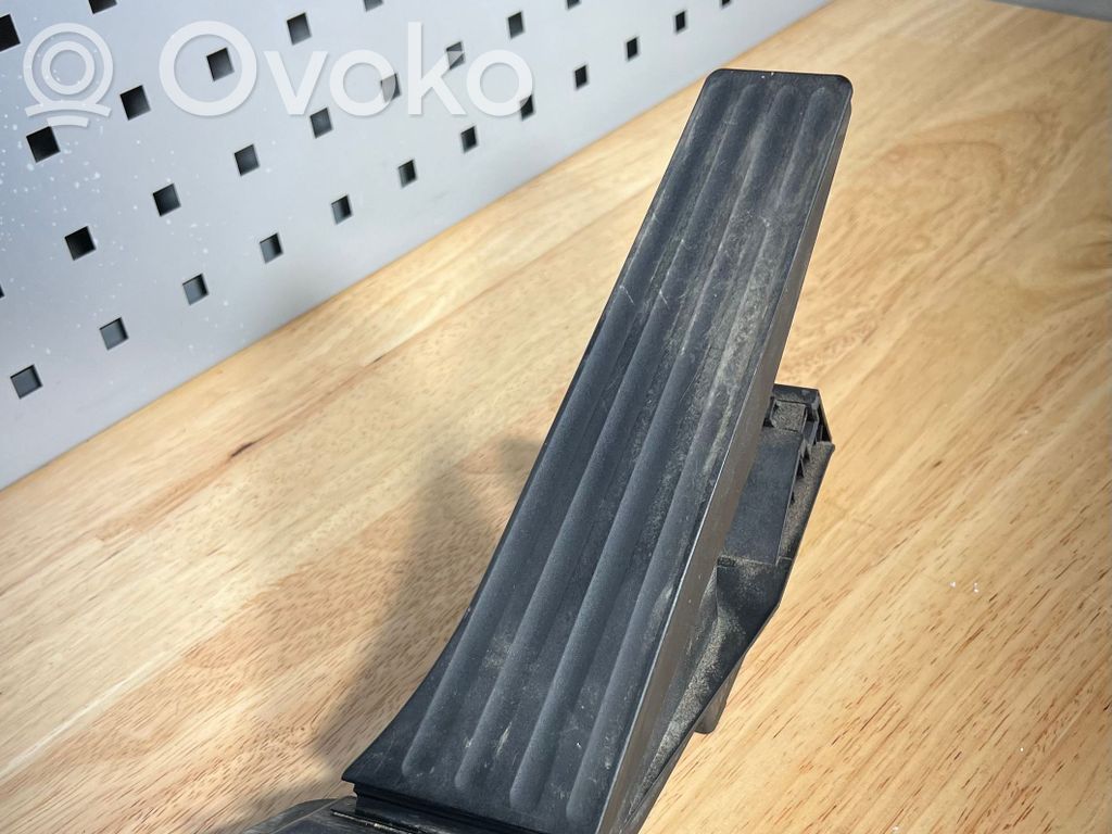 BMW 3 E90 E91 Accelerator throttle pedal 