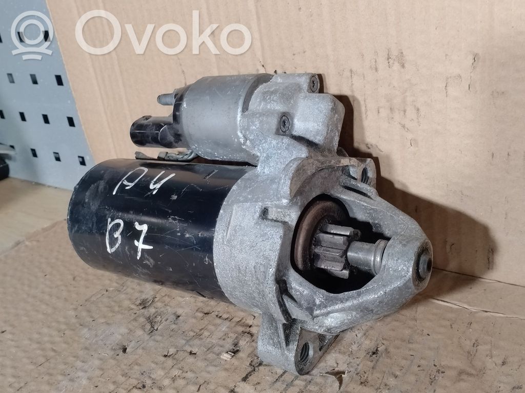 Audi A4 S4 B6 8E 8H Starteris 