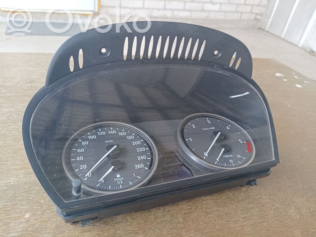 BMW 5 E60 E61 Speedometer (instrument cluster) 
