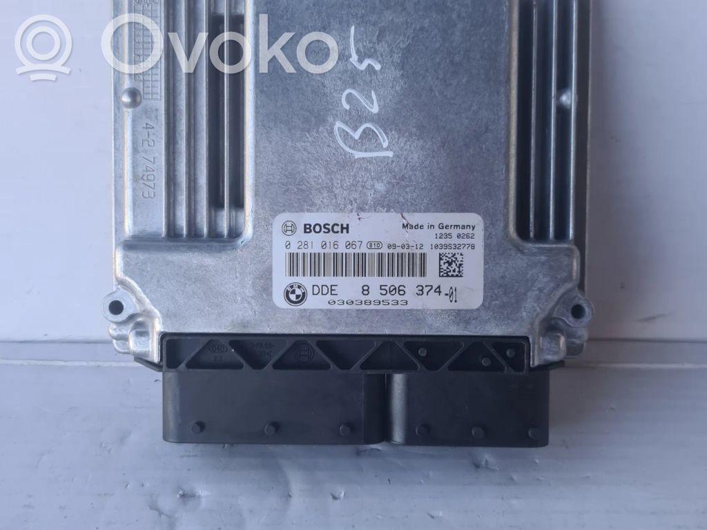 BMW 3 E90 E91 Variklio valdymo blokas 