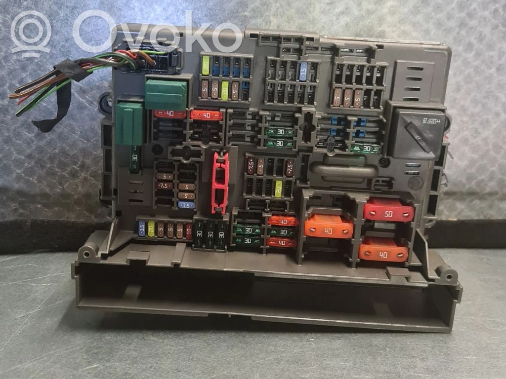 BMW X1 E84 Fuse box set 