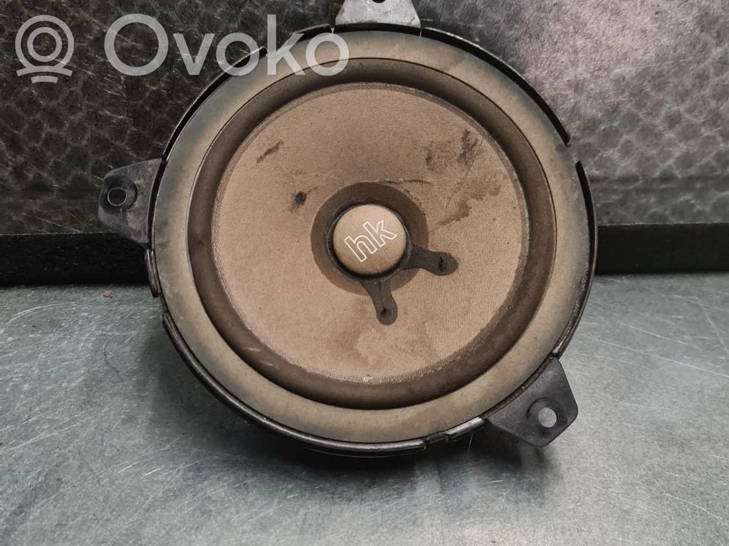 BMW 3 E46 Front door speaker 