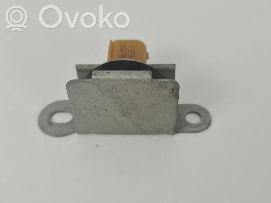 BMW 5 E60 E61 ESP acceleration yaw rate sensor 