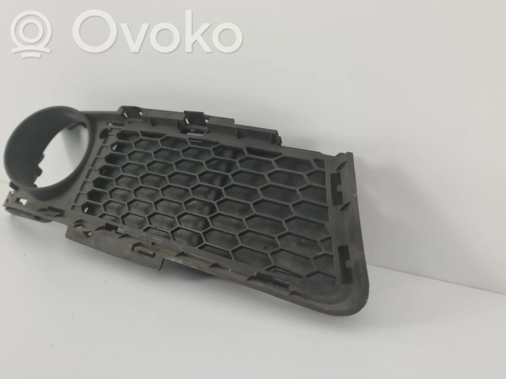 BMW 3 E90 E91 Front fog light trim/grill 