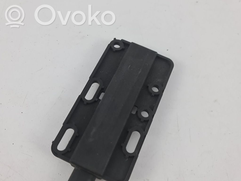 Keyless system antenna   6922212