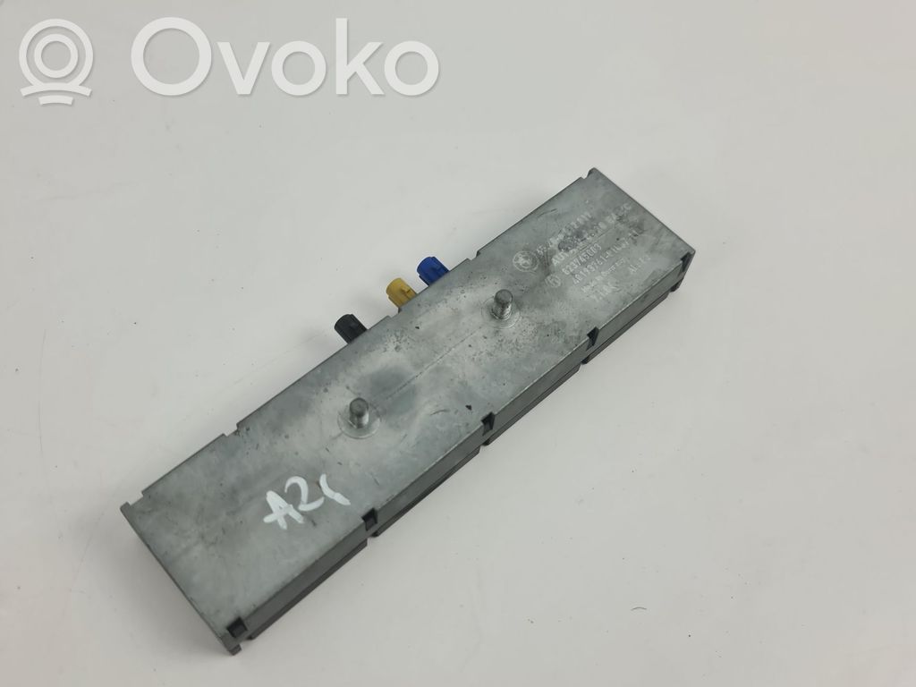 BMW 3 E90 E91 Antenos stiprintuvas 