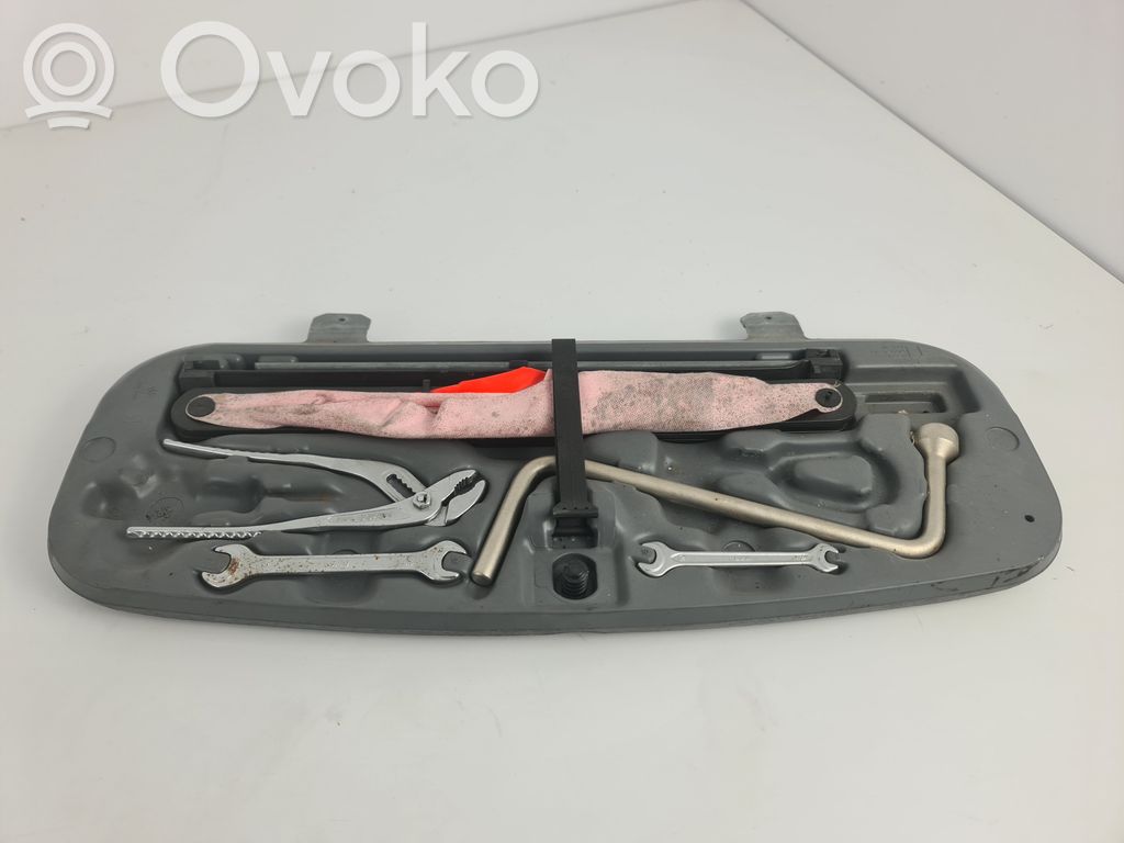 BMW 3 E46 Tool set 