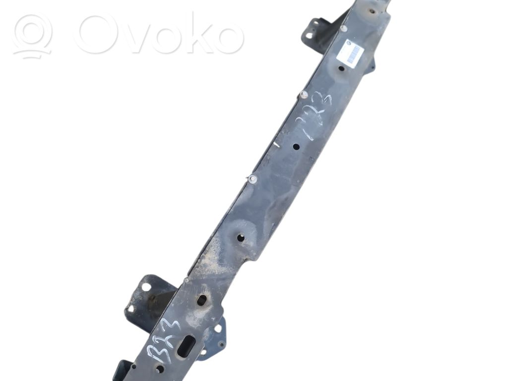 BMW 1 E81 E87 Balkis priekinio bamperio 