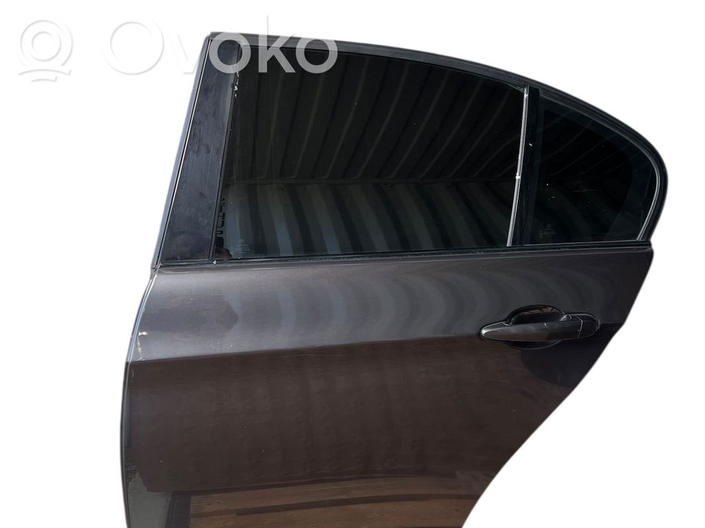 BMW 3 E90 E91 Galinės durys 