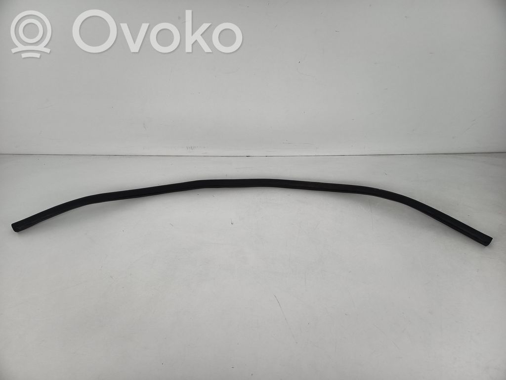 BMW 3 E92 E93 Engine compartment rubber 