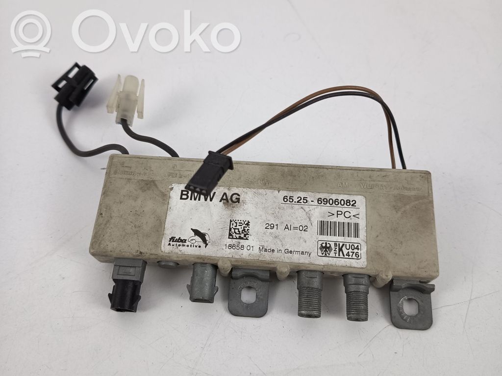 BMW 5 E39 Antenos stiprintuvas 