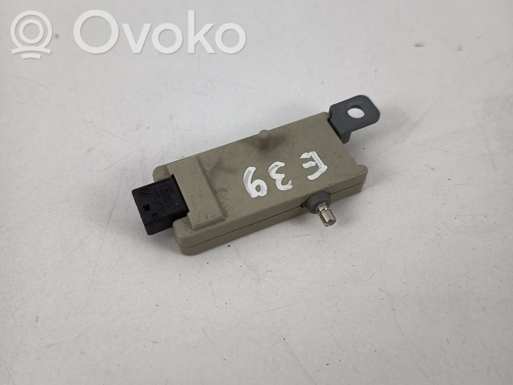 BMW 5 E39 Antenos stiprintuvas 