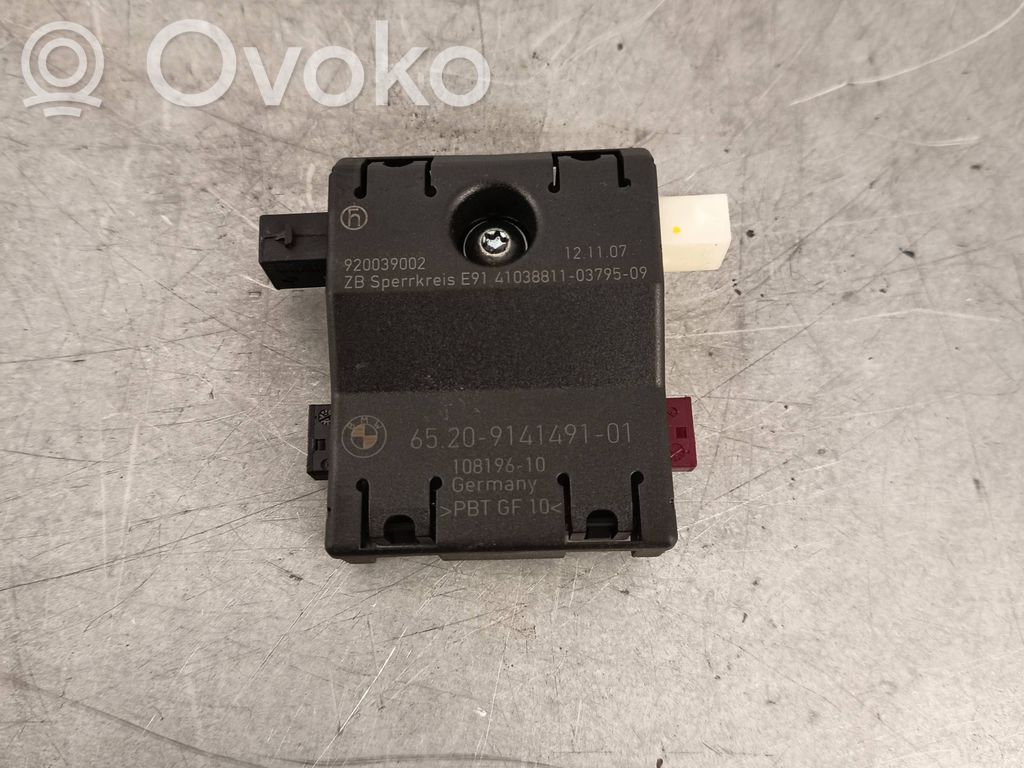BMW 3 E90 E91 Antenos stiprintuvas 