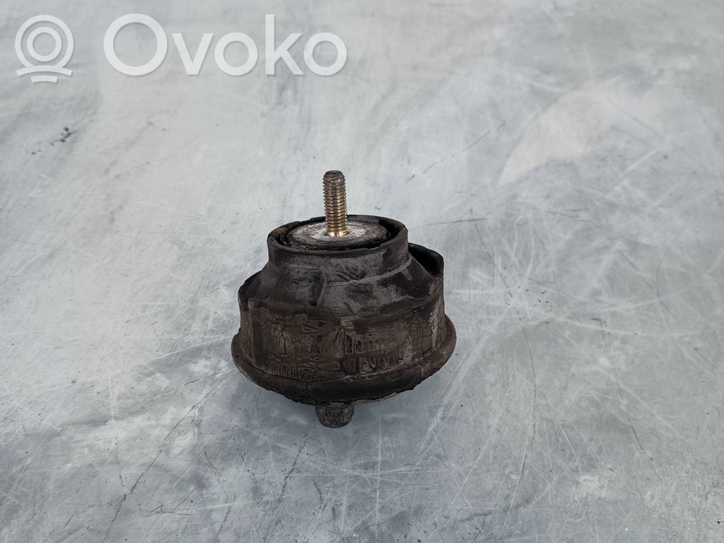 BMW 3 E46 Engine mount bracket 