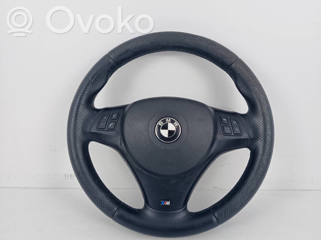 Volant   9123288,7839075