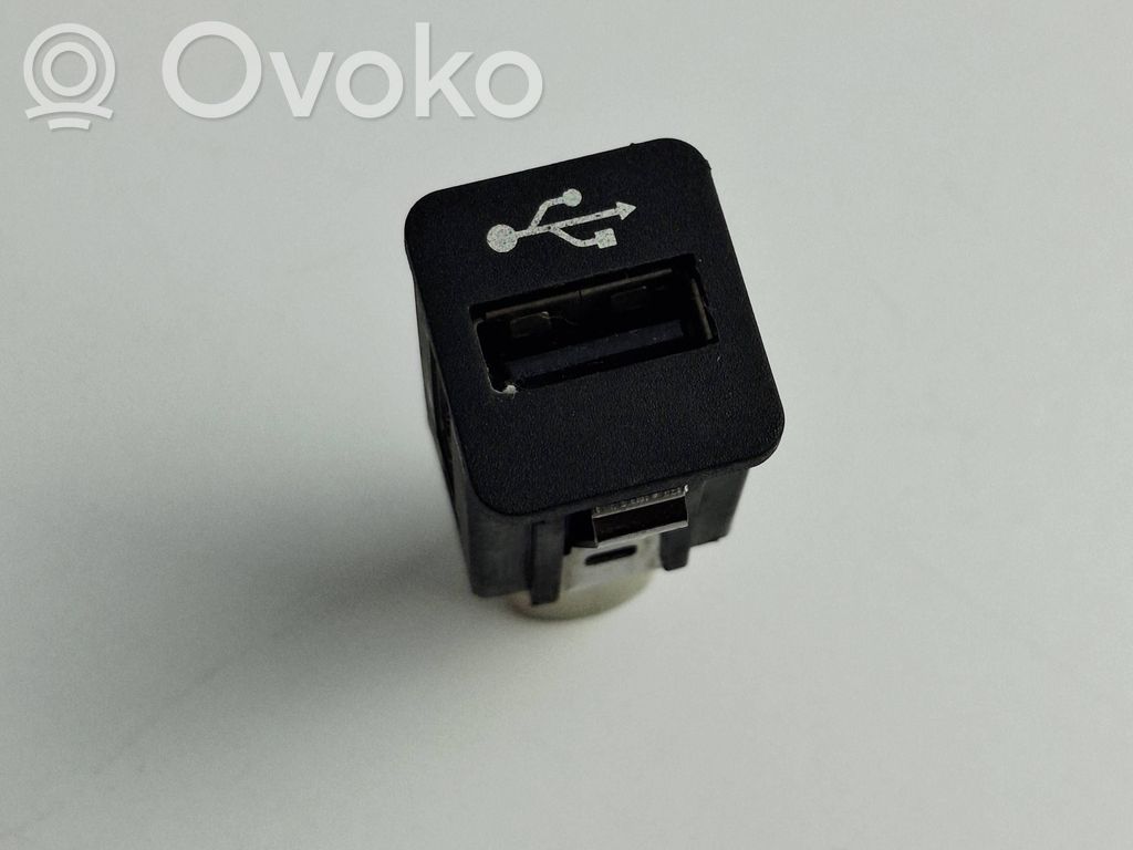 USB socket connector   9237656,84109237656